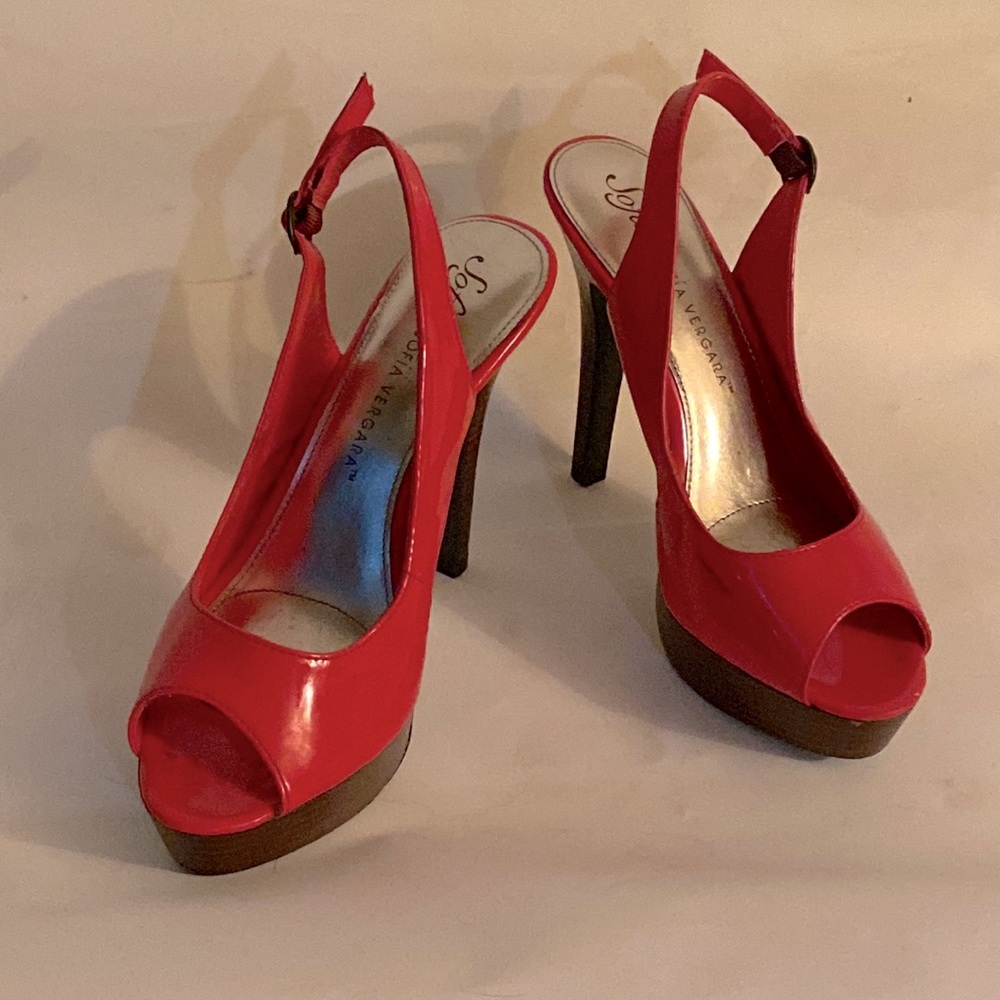 / 👠